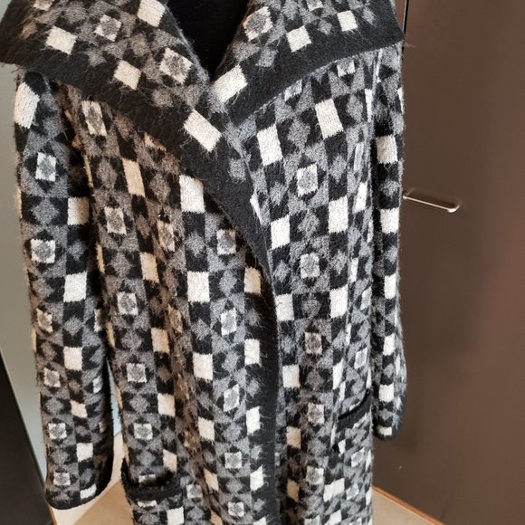 Long Warm Cardigan Sized XL Max Studio - Picture 2 of 8